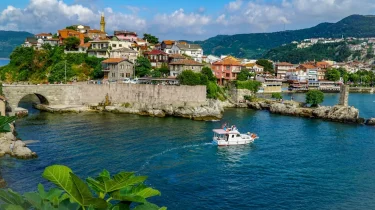 Avrupa Birliği Ülkeleri: Eğitim Olanakları ve Staj Fırsatları