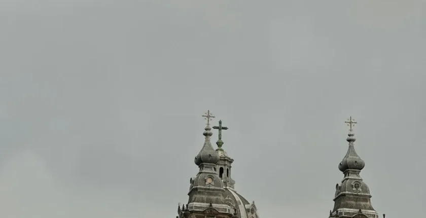 Hollanda Hakkında Bilgi: Keşfedilmesi Gereken Gerçekler